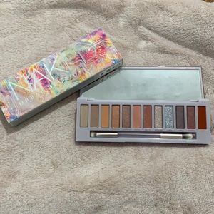 Urban Decay Naked Cyber Eyeshadow Palette